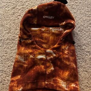 NWT Oakley Balaclava Color-Oxidation Print Red -unisex